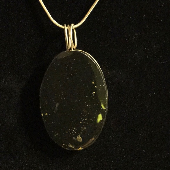 Handmade Pendent w/ .925 sterling silver loop - Picture 2 of 3